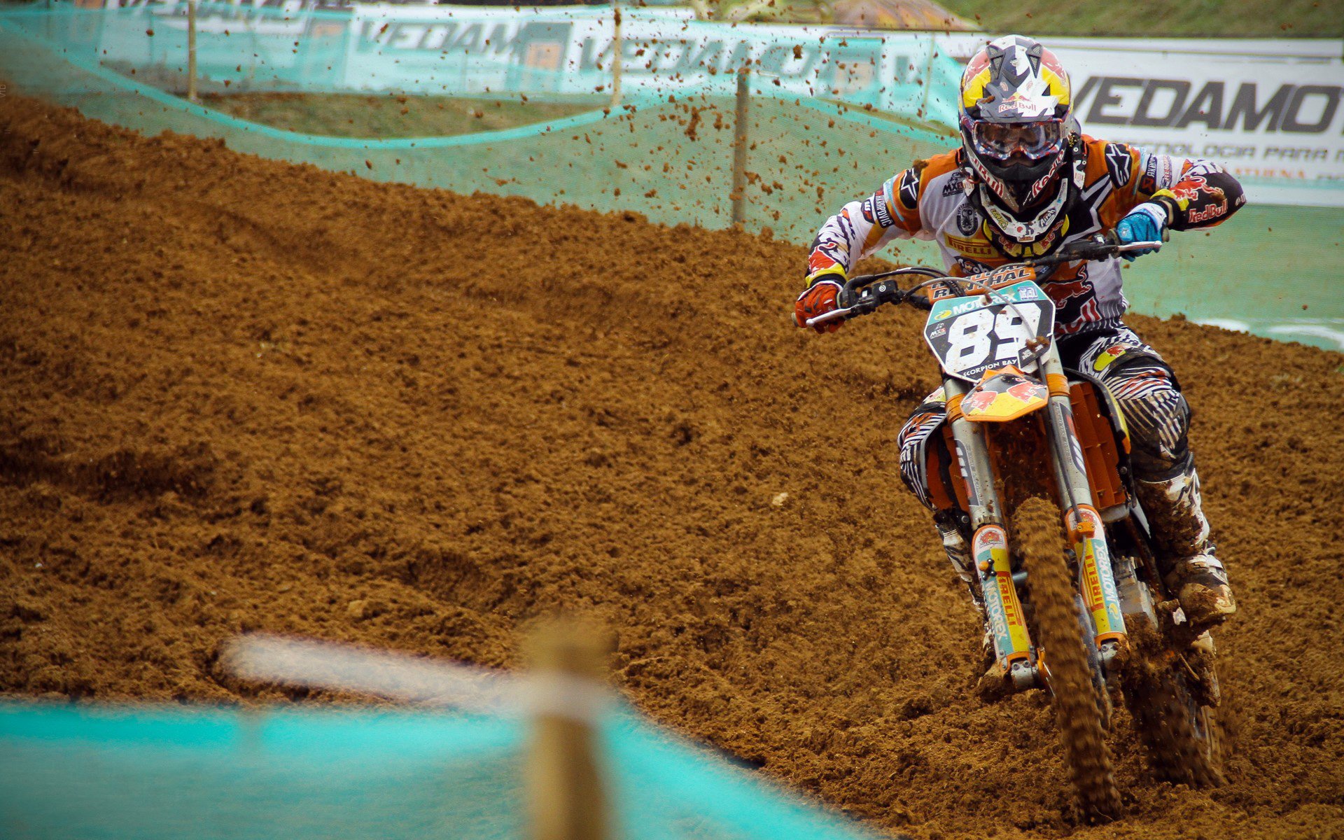 马刺轻取浙江队，霍勒迪带队取胜，一场跨越文化的篮球对话